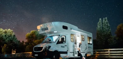 photo-1513311068348-19c8fbdc0bb6